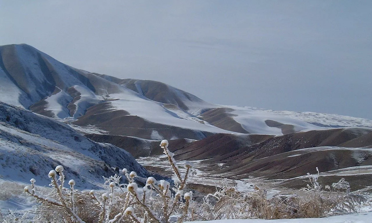 
            Kashka Suu Mountain Ski Base
      